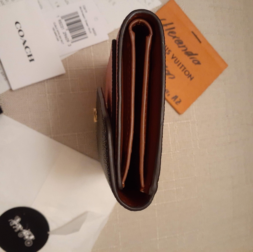 Coach Wallet - Picture 7 of 13